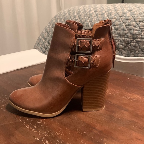 Booties - Picture 1 of 5